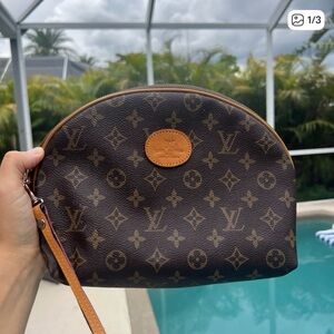 Louis Vuitton Monogram Cosmetic Pouch Toiletry Bag Authentic Vintage